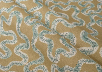 Meander – Soft Gold (Sample)