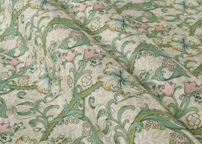 Golden Lily – Apple|Blush